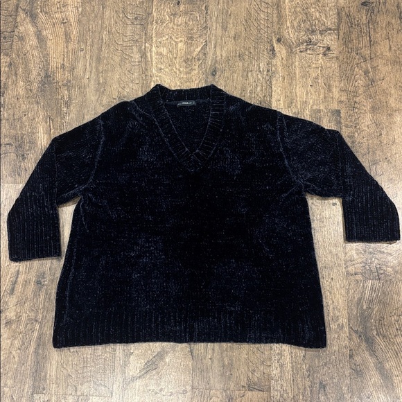 Zara Oversized Dark Blue Knit Sweater - Picture 2 of 8